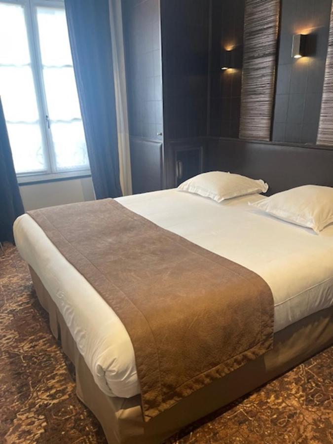 L'Adresse Hotel Paris Exterior photo