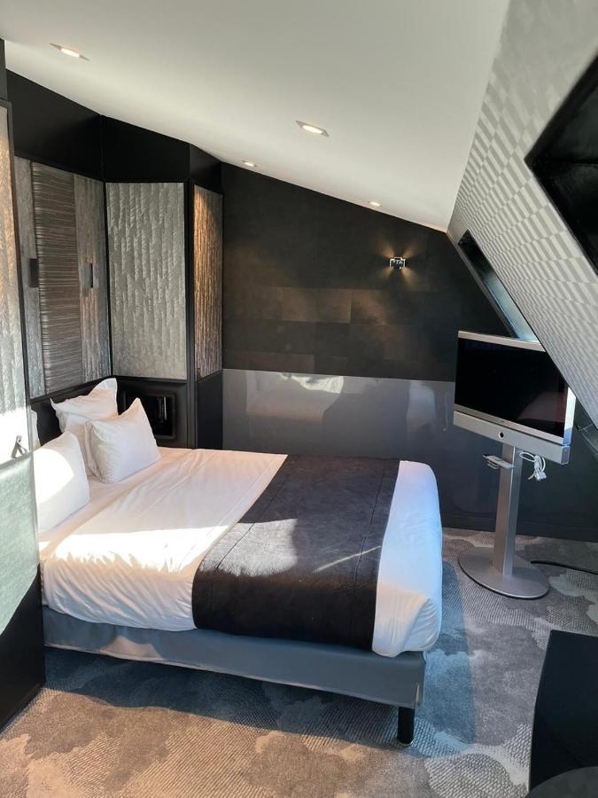 L'Adresse Hotel Paris Exterior photo
